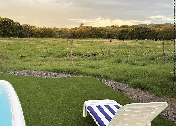 Hacienda Fuentes A Luxury Modern Ranch, Private Pool & Farm Animals